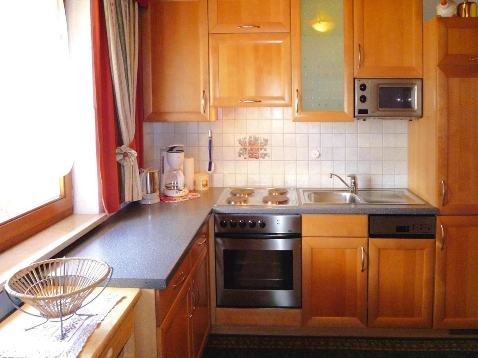 Apartment In F Gen With Parking Space Fügen Dış mekan fotoğraf